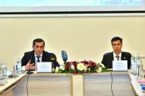 Дар мақомоти давлатӣ беш аз 18 ҳазор хизматчии давлатӣ фаъолият менамоянд