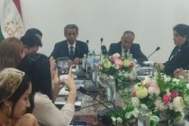 НИШАСТИ МАТБУОТӢ. 27 муассисаи таълимӣ барои ба талабот мутобиқат накардан танҳо ба муҳлати ду сол аз аттестатсия гузашта ҳисобида шуд