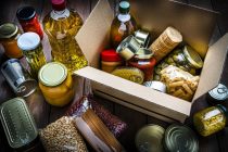 Кадом маҳсулоти хӯрокаро беш аз як сол метавон захира кард?
