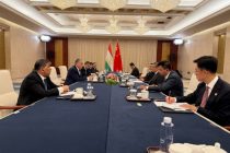 Дар Тянҷин мулоқоти вазирони корҳои хориҷии Тоҷикистон ва Чин баргузор гардид