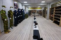 Коргоҳи истеҳсоли пойафзоли шаҳри «Бӯстон» ба бозор маҳсулоти босифат ва рақобатпазир пешниҳод менамояд