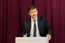 Дар Донишкадаи байналмилалии Хуҷанд дар доираи омодагиҳо ба соли нави таҳсили 2025-2026 машварати корӣ баргузор гардид