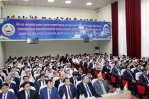 Бахшида ба Истиқлоли Тоҷикистон ҳамоиши кормандони соҳаи таҳсилоти ибтидоӣ ва миёнаи касбӣ доир шуд