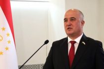 Дар палатаи поёнии Парлумон бахшида ба Истиқлолияти давлатии Тоҷикистон ҳамоиши идона доир шуд