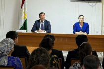 Бахшида ба 34-солагии Истиқлолияти давлатӣ дар суди ноҳияи Синои шаҳри Душанбе ҳамоиши тантанавӣ баргузор гардид