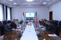 Тоҷикистон ва Амрико ҳамкориро дар самти таҳдидҳои замони муосир тақвият медиҳанд