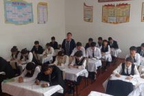 «РӮДАКӢ РАФТУ МОНД ҲИКМАТИ ӮЙ». Дар Бӯстон ба ифтихори  бунёдгузори адабиёти тоҷик озмун доир гардид