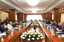 Имконоти сармоягузории Тоҷикистон дар соҳаи коркард ва истихроҷи маъданҳои кӯҳӣ дар доираи ҷаласаи канорӣ баррасӣ шуданд