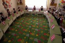 Ба кӯдакони Муассисаи томактабии хусусии «Оиша»-и ноҳияи Восеъ  бо се забон таълим дода мешавад