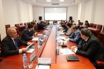 Дар Душанбе дурнамо ва рушди қонунгузории шаҳрак ва деҳот дар шароити ҷаҳонишавӣ баррасӣ карда шуд