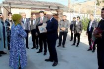 Туҳфаи Президенти Тоҷикистон- «Шоҳнома»-и Ҳаким Фирдавсӣ ба собиқадорони ноҳияи Ёвон тақдим гардид