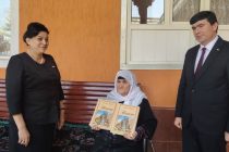 Туҳфаи Пешвои миллат-«Шоҳнома»-и безаволи Абулқосим Фирдавӣ ба шаҳри Левакант расид