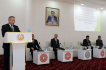 Дар Донишгоҳи давлатии Кӯлоб дар мавзуи моҳияти иқтисоди сабз  конференсия баргузор шуд