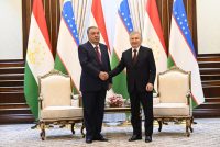 Президенти Ҷумҳурии Тоҷикистон Эмомалӣ Раҳмон бо Президенти Ҷумҳурии Узбекистон Шавкат Мирзиёев мулоқот намуданд