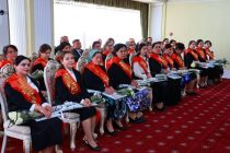 Дар Суғд ба 60 нафар занони ҳунарманд гранти Раиси вилоят супорида шуд