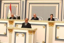 Конститутсияи Тоҷикистон  дар қатори панҷ конститутсияи беҳтарини ҷаҳон  қарор дорад, -бардошт аз  ҳамоиш дар Парлумон