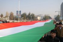 Бахшида ба Рӯзи Парчами давлатӣ дар ноҳияи Рӯдакӣ ҳамоиши тантанавӣ доир шуд