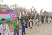 ПАРЧАМИ МО ХУД САРИ БОЛОИ МОСТ! Дар шаҳру ноҳияҳои вилояти Суғд Рӯзи Парчами давлатӣ бошукуҳ таҷлил гардид