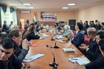 Сокинони ноҳияи Рӯдакӣ Паёми Президенти Ҷумҳурии Тоҷикистон ба Маҷлиси Олиро дастҷамъона тамошо намуданд