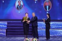 Корманди Донишгоҳи давлатии ҳуқуқ, бизнес ва сиёсати Тоҷикистон дар озмуни «Фурӯғи субҳи доноӣ китоб аст» ҷойи якумро соҳиб шуд