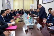 Доир ба вазифаҳои илми муосири иқтисодӣ конференсия баргузор шуд