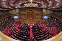 Эмомалӣ Раҳмон: «Дар ҳафт соли охир беш аз 2600 корхонаи саноатӣ ба истифода дода шуд»