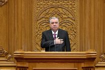 Паёми Президенти Ҷумҳурии Тоҷикистон муҳтарам Эмомалӣ Раҳмон дар бораи самтҳои асосии сиёсати дохилӣ ва хориҷии ҷумҳурӣ