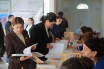 Сокинони шаҳри Бӯстон соҳиби туҳфаи арзандаи Пешвои миллат — «Шоҳнома»-и Ҳаким Фирдавсӣ мегарданд