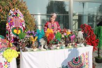 Ҳунарманди муҳрабоф Заррина Сайфиддинова бо маблағи гранти президентӣ маркази омӯзишӣ таъсис медиҳад