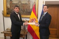 Сафири Тоҷикистон ба Вазорати корҳои хориҷии Испания нусхаи эътимоднома супорид