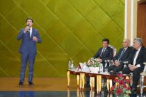 Дар Душанбе дар мавзуи Куруши Кабир ва Эъломияи умумии ҳуқуқи башар  ҳамоиш доир гардид