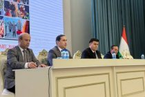 Бахшида ба ҷашни Сада дар Донишкадаи байналмилалии Левакант ҳамоиши ҷумҳуриявӣ баргузор гардид