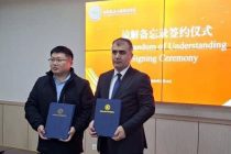 Коллеҷи омӯзгории ба номи Хосият Махсумова бо  якчанд коллеҷҳои шаҳри Жичжаои Чин ҳамкорӣ менамояд