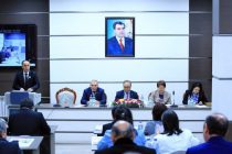 Дар Донишгоҳи давлатии тиҷорати Тоҷикистон масоили рушди баҳисобгирии муҳосибӣ, таҳлил, аудит ва андозбандӣ баррасӣ гардид