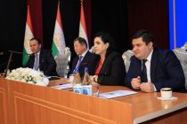 Дар Ёвон оид ба нақши волидайн ва омузгор дар таҳкими фарҳанги тарбия ва худшиносии фарзандон  ҳамоиш доир шуд