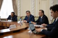 Сафири Тоҷикистон бо Губернатори вилояти Свердловски Русия мулоқот намуд