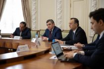 Сафири Тоҷикистон бо Губернатори вилояти Свердловски Русия мулоқот намуд