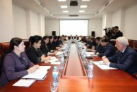 Дар Маҷлиси намояндагон оид ба аҳаммияти гузариш ба низоми дувоздаҳсолаи таълим ҳамоиш доир гардид