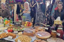 Дар Ҷамоати деҳоти Қаратоғ озмуни «Кадбонуи беҳтарин» баргузор шуд