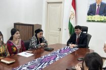 «Шинохти мақому манзалати зан-модари тоҷик ин шинохти миллат аст», — бардошт аз ҳамоиш дар Кумитаи рушди маҳал