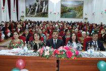 Дар Донишгоҳи байналмилалии сайёҳӣ ва соҳибкории Тоҷикистон Рӯзи Модар бошукуҳ таҷлил карда шуд