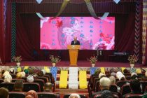 Дар ноҳияи Ёвон бахшида ба Рӯзи Модар занону модарони фаъол қадрдонӣ карда шуданд