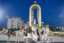 Субҳи имрӯз «Корвони наврӯзӣ» ба сокинону меҳмонони пойтахт навиди фарорасии баҳорро расонид