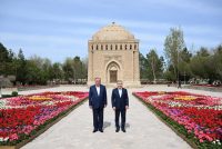 Сарони давлатҳо Эмомалӣ Раҳмон ва Шавкат Мирзиеёв аз мавзеъҳои таърихии шаҳри қадимаи Бухоро боздид намуданд