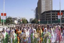 «ТОҶИКОНА МЕПӮШЕМ!». Бахшида ба Рӯзи Модар  дар ноҳияи Рӯдакӣ ҳамоиш доир шуд