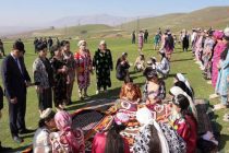 Дар ноҳияи Данғара фестивали бозиҳои миллӣ бо шукуҳи хосса баргузор шуд