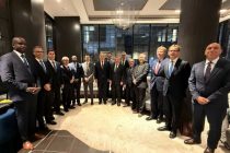 Сироҷиддин Муҳриддин бо мизбонон ва ҳамраисони муколамаҳои интерактивии Конфронси оби СММ-2026 вохӯрӣ  намуд