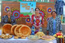 Иди байналмилалии Наврӯз дар Деваштич бо риояи анъана ва суннатҳои миллӣ таҷлил гардид