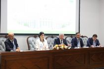 Дар Душанбе масъалаҳои таълиму тарбия, сифати таҳсил ва гузариш ба низоми 12-солаи таълим баррасӣ гардиданд