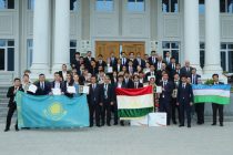 Дар Донишгоҳи байналмилалии сайёҳӣ ва соҳибкории Тоҷикистон ғолибони Олимпиадаи байналмилалӣ қадрдонӣ карда шуданд